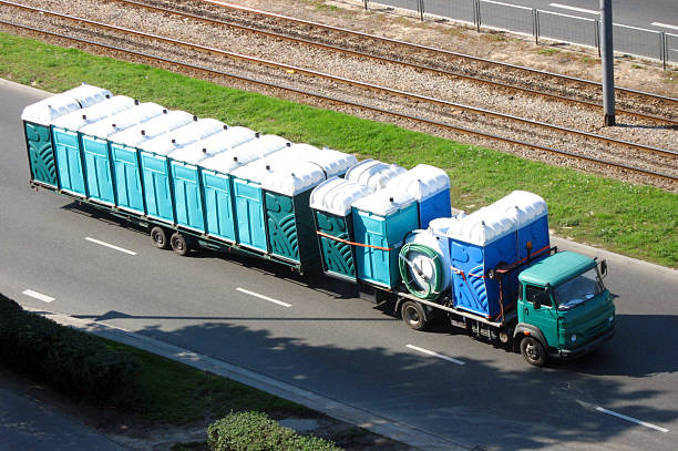 Portable Toilet Options We Offer in Glencoe, IL